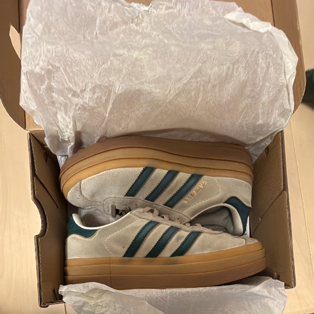 adidas Women's Gazelle "White/Collegiate Green/Magic Beige"
