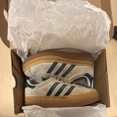 adidas Women's Gazelle "White/Collegiate Green/Magic Beige"