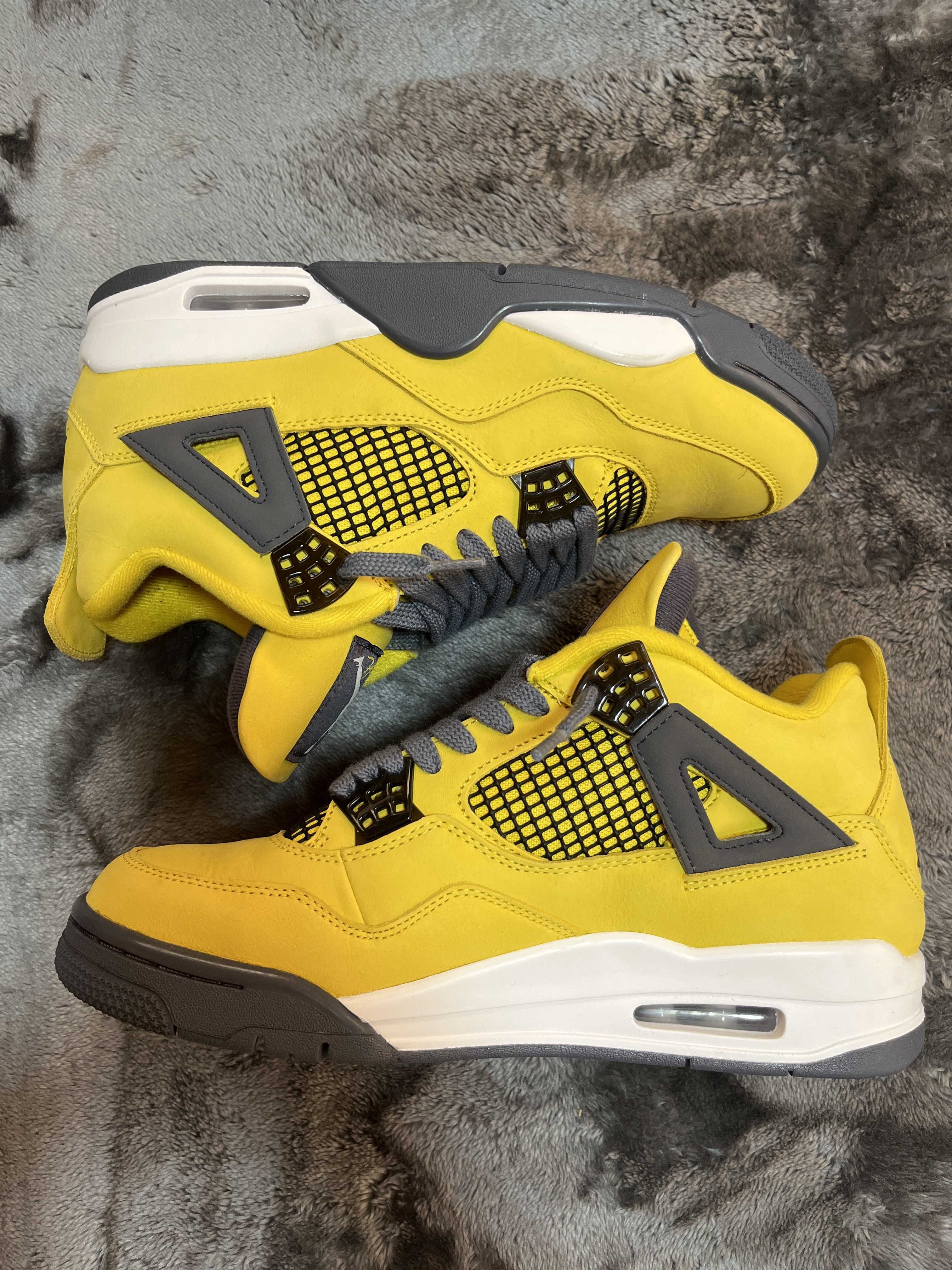 Nike Air Jordan 4 "Tour Yellow"