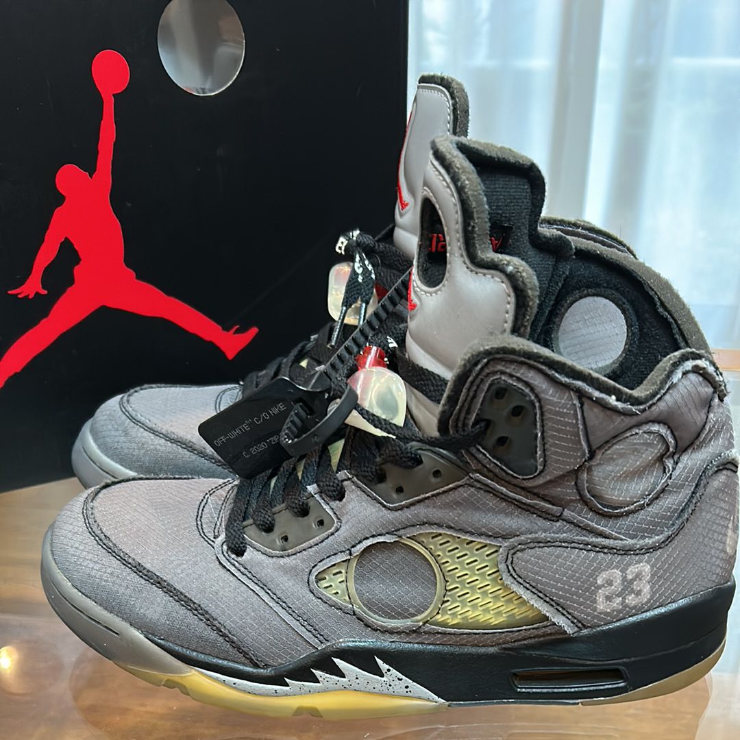 Off-White × Nike Air Jordan 5 "Black/Muslin/Fire Red"