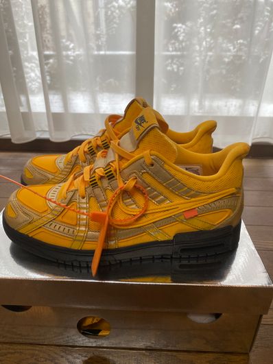 Off-White × Nike Air Rubber Dunk "University Gold"