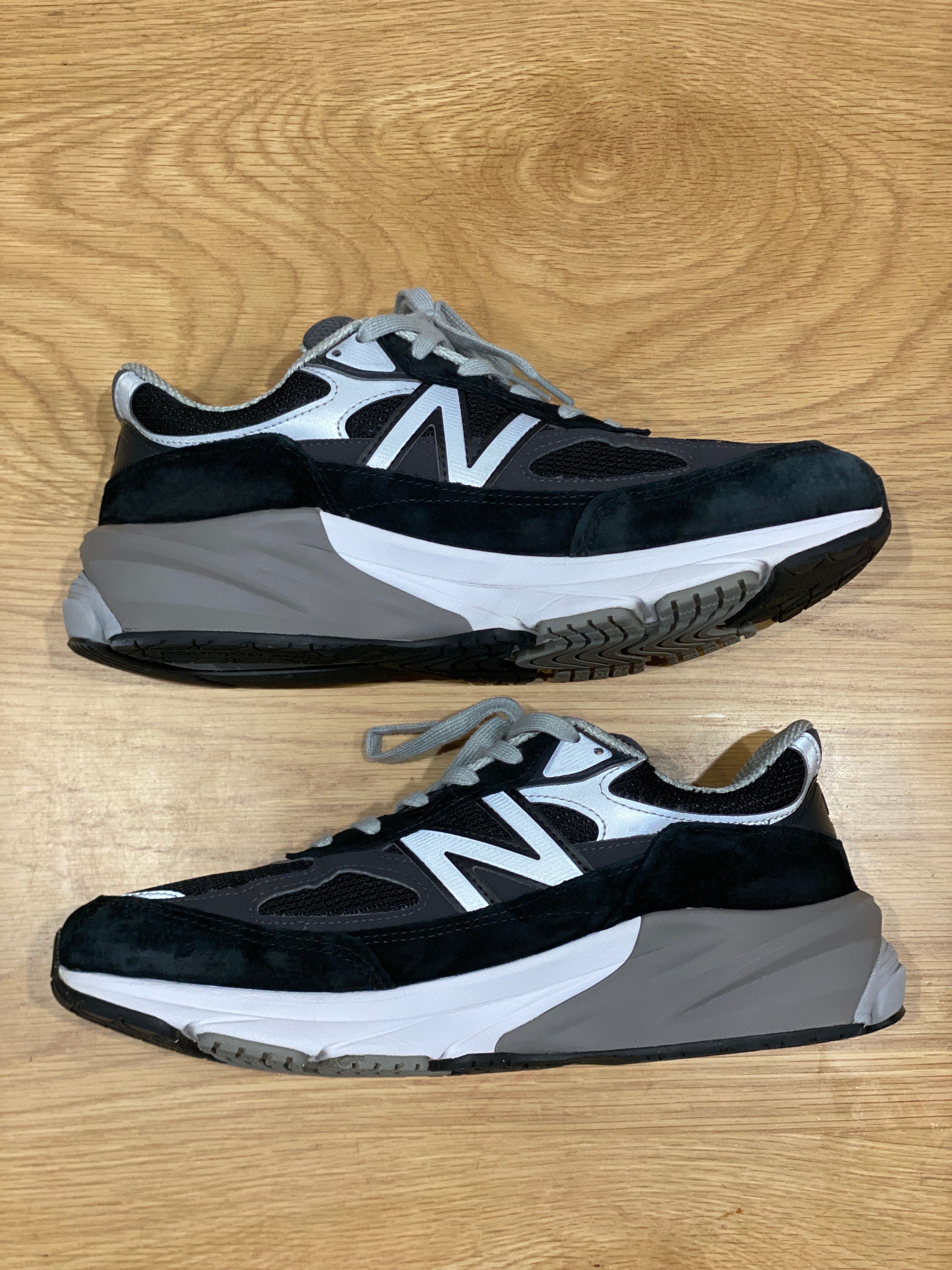 New Balance 990V6 "Black" (Heel NB Logo)