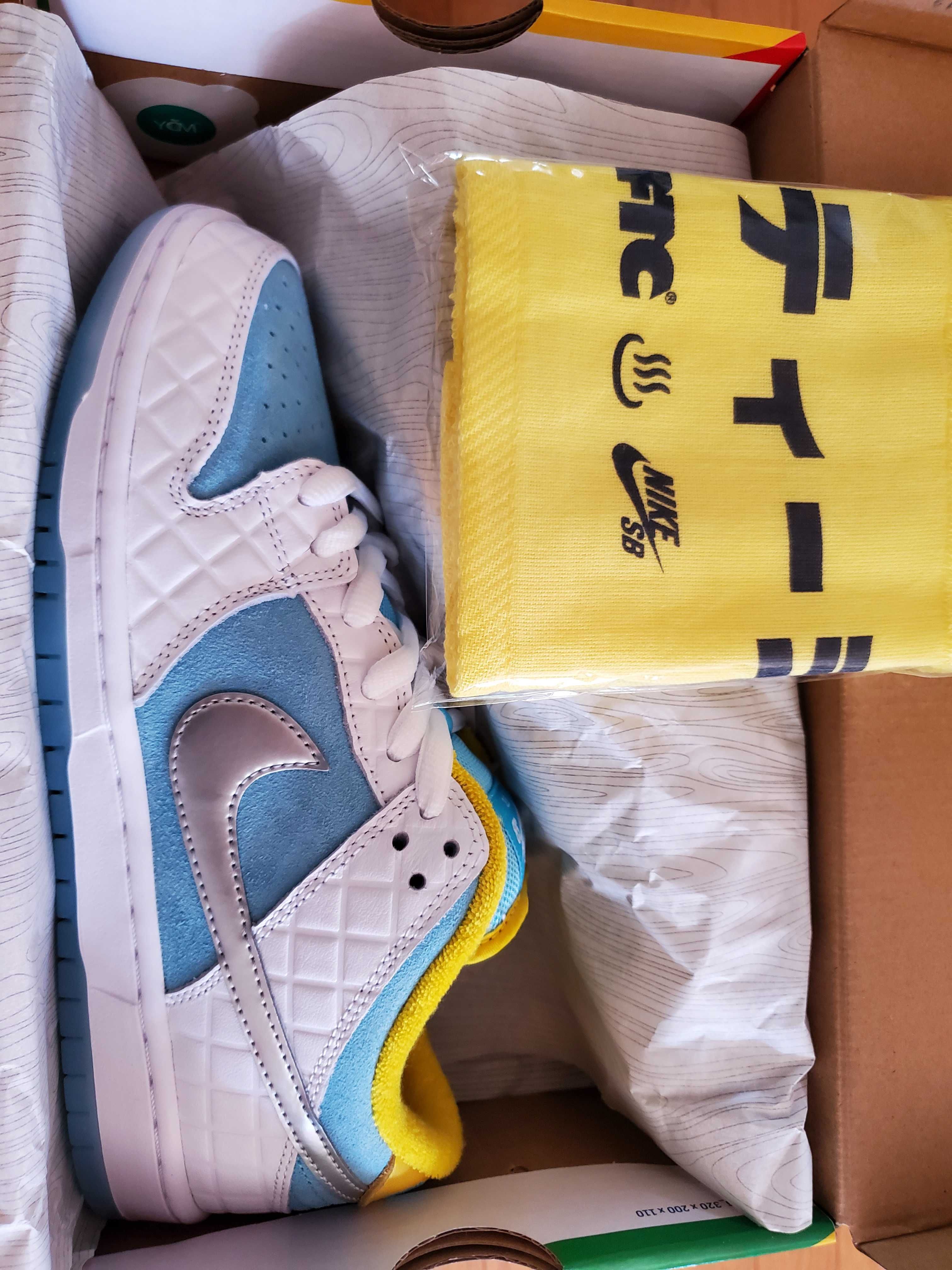 FTC × Nike SB Dunk Low "White/Blue"