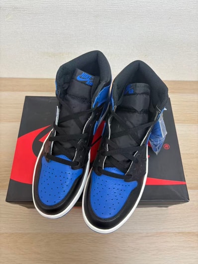 Nike Air Jordan 1 Retro High OG "Royal" (2017)