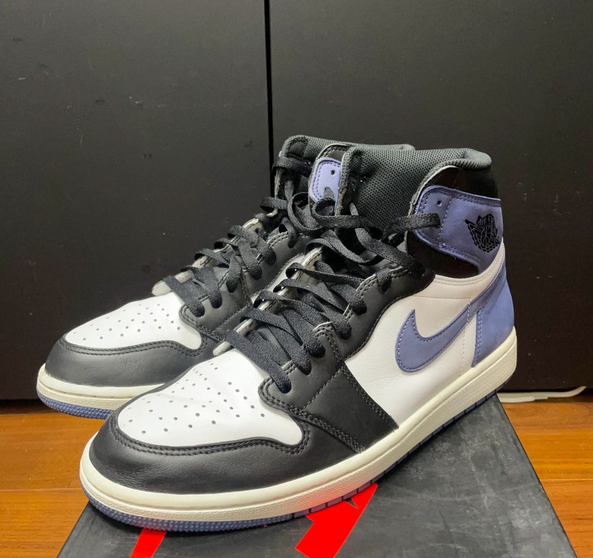 Nike Air Jordan 1 Retro High "Blue Moon"