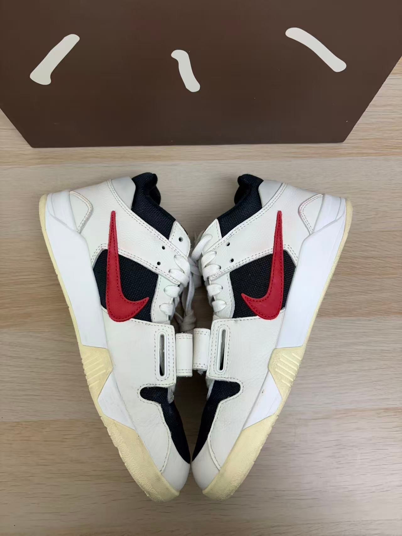 Travis Scott × Nike Jordan Jumpman Jack TR "University Red"