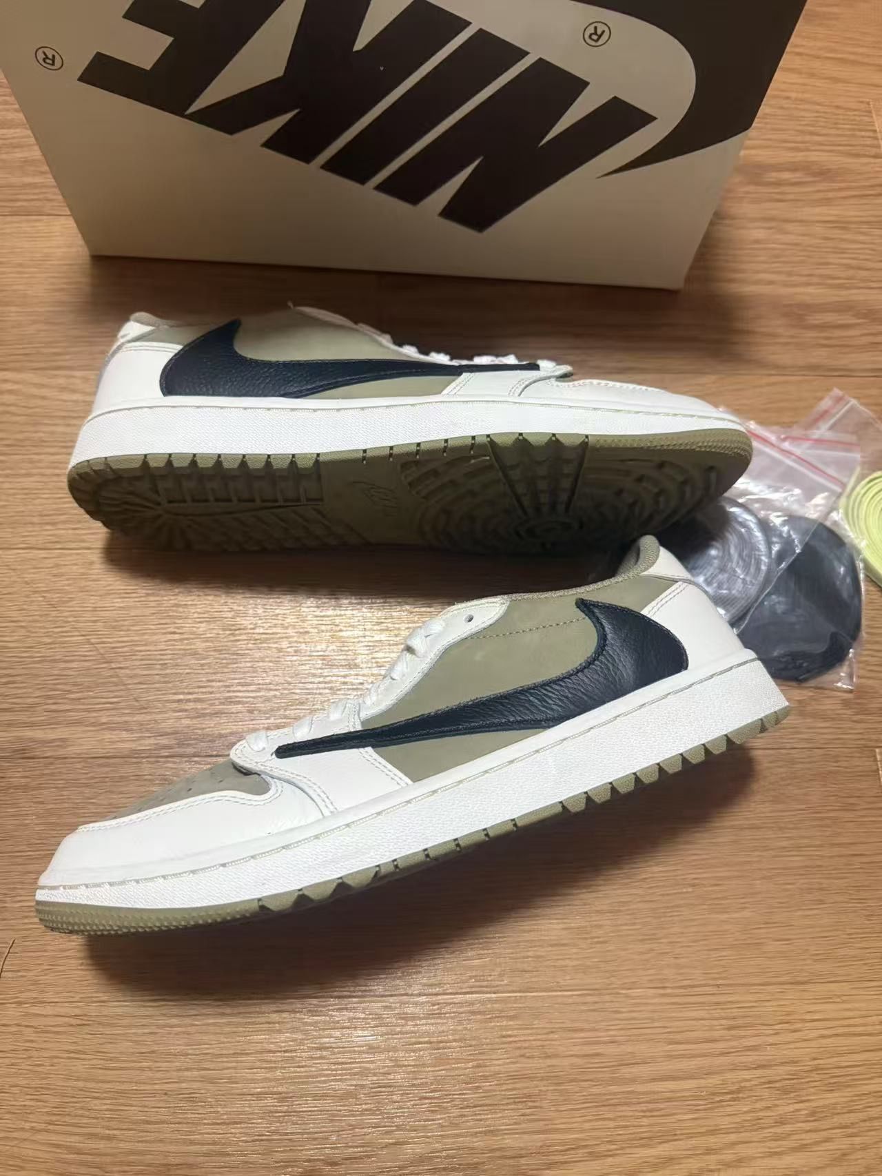 Travis Scott × Nike Air Jordan 1 Low Golf NRG "Neutral Olive"