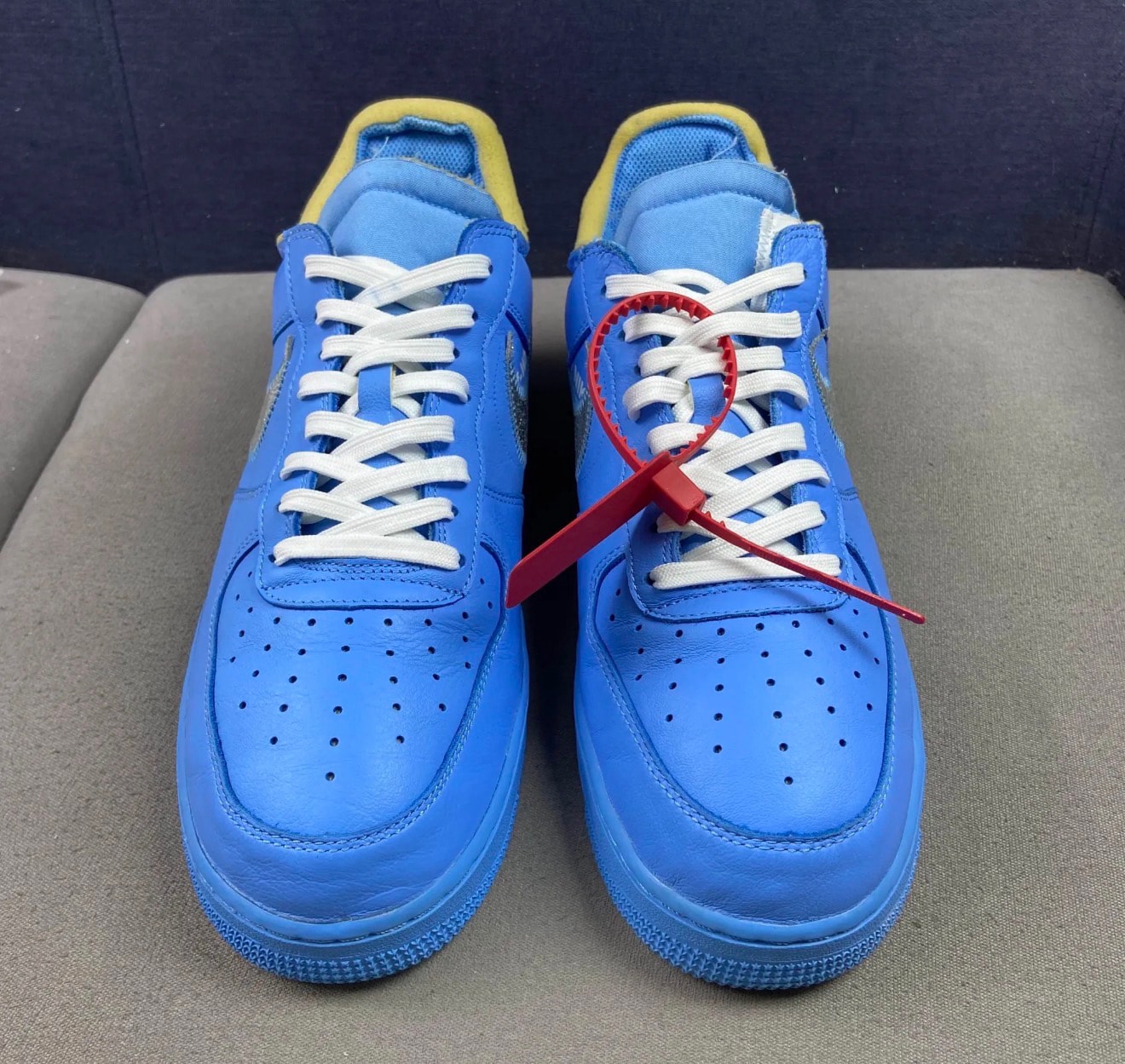 Off-White × Nike Air Force 1 Low "MCA University Blue"