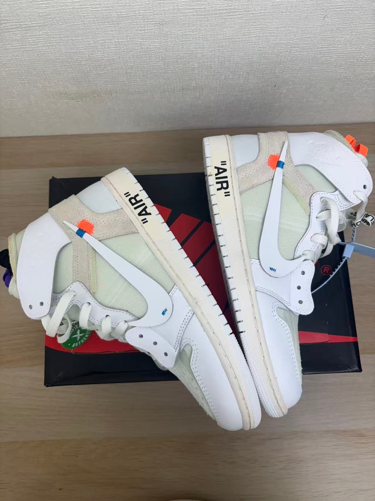 Off-White × Nike Air Jordan 1 Retro High "White"
