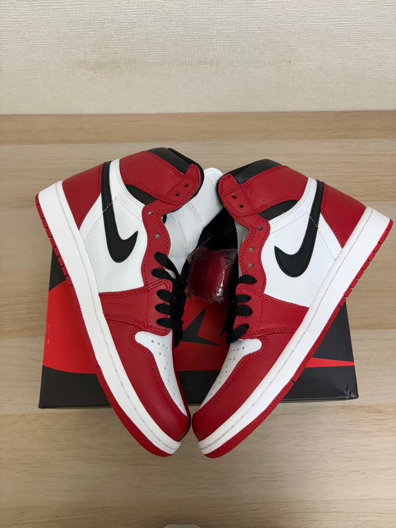 Nike Air Jordan 1 Retro High OG "Homage To Home"