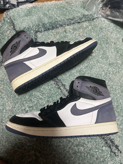 Nike Air Jordan 1 Retro High "Blue Moon"