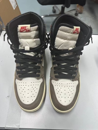 Travis Scott × Nike Air Jordan 1 Retro High OG TS SP "Sail/Dark Mocha"