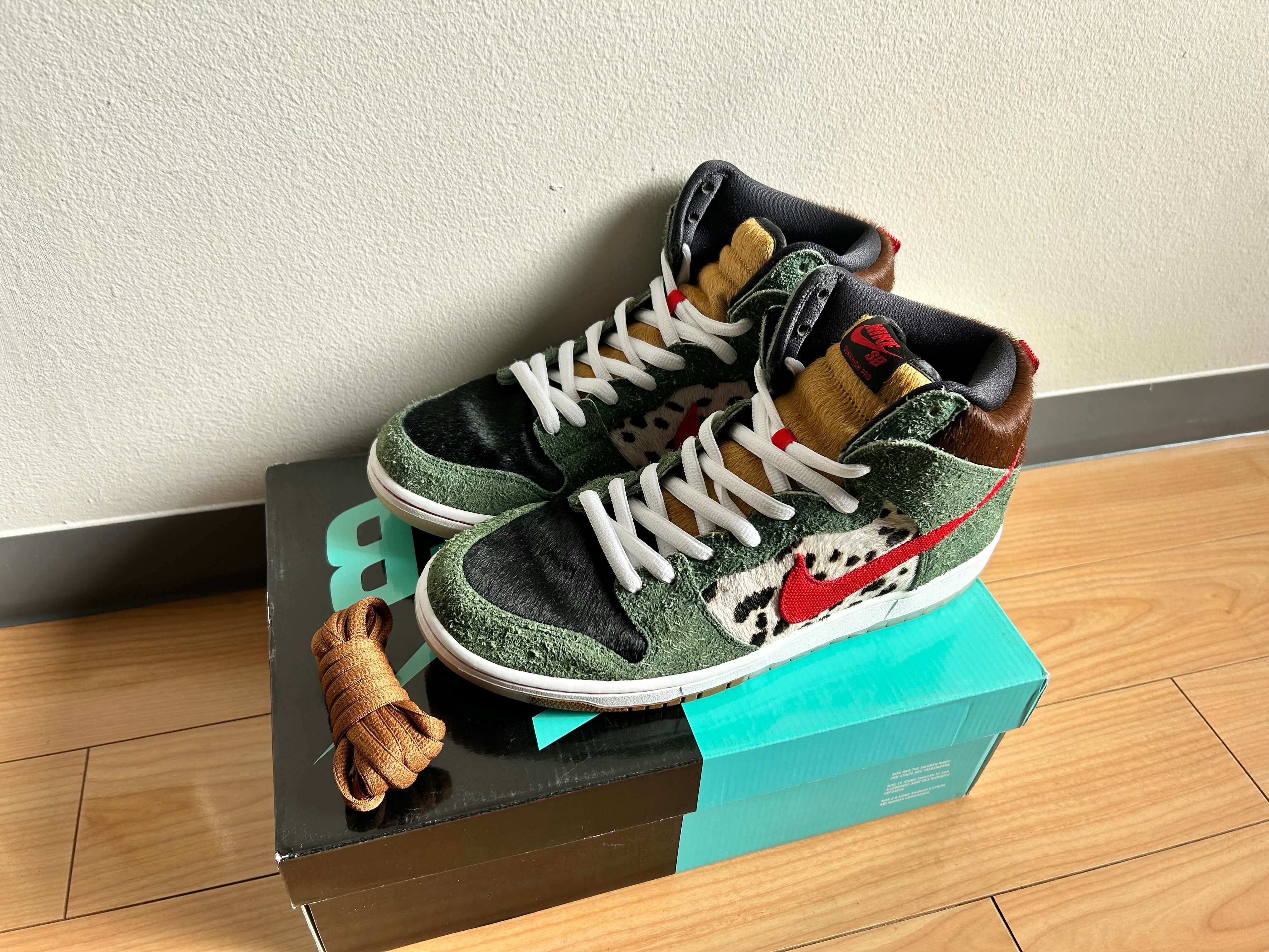 Nike SB Dunk High Pro QS "Dog Walker"