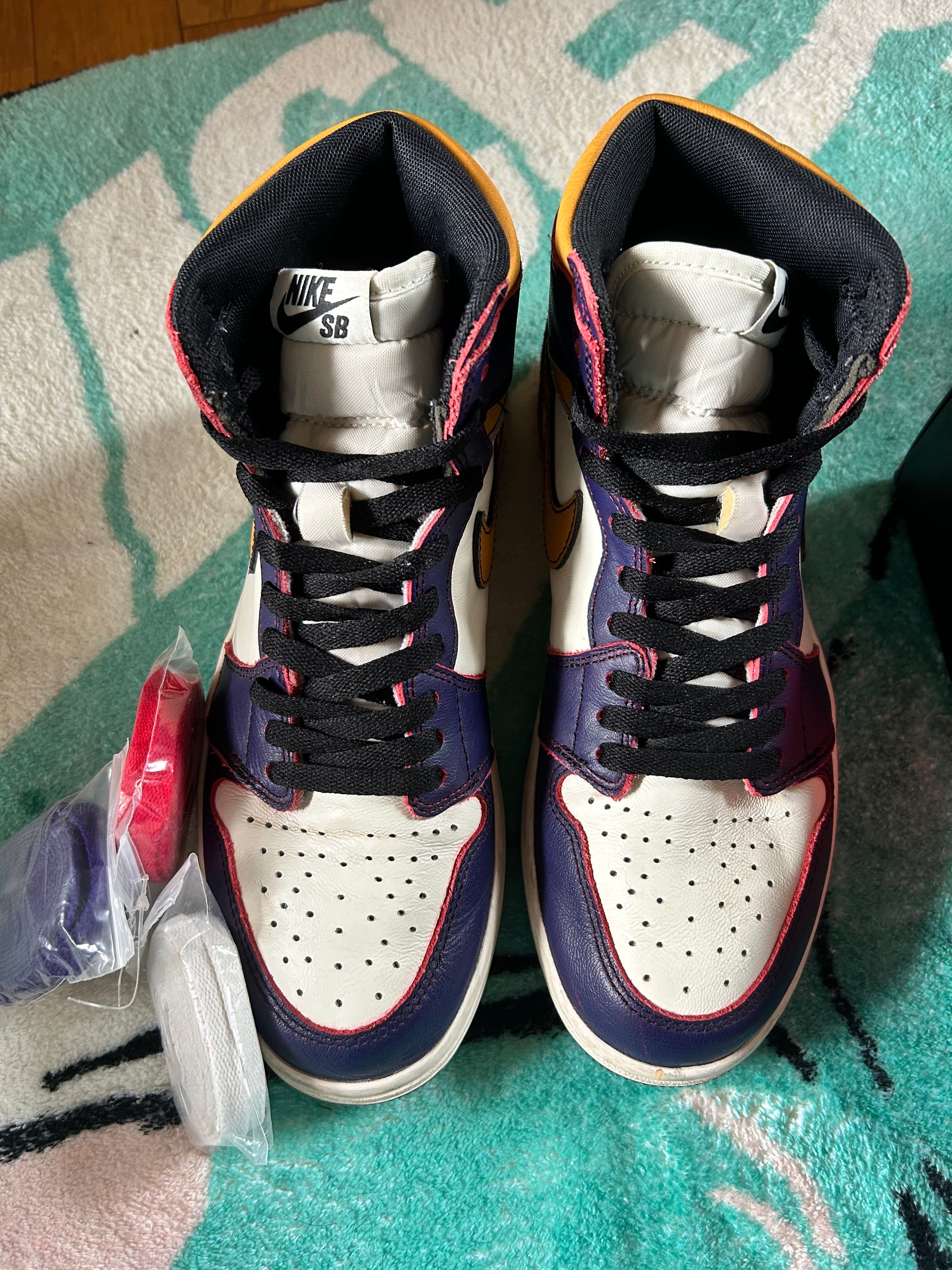 Nike SB × Air Jordan 1 Retro High "La To Chicago"  