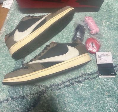 Travis Scott × Nike Air Jordan 1 Low OG SP-T "Black/Dark Mocha"