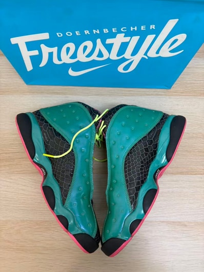 Nike Air Jordan 13 Retro "Doernbecher"