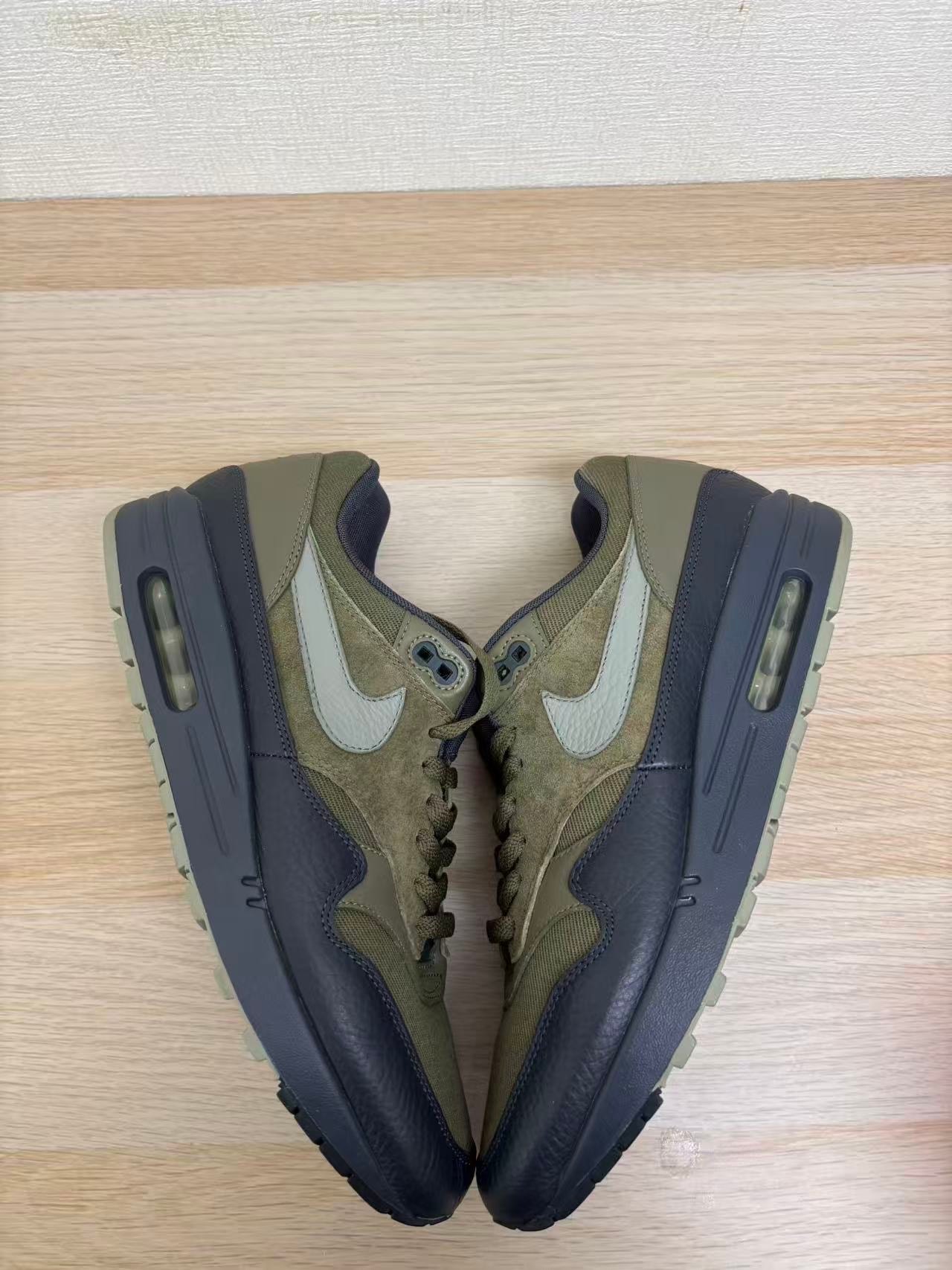Nike Air Max 1 PRM "Dark Stucco"
