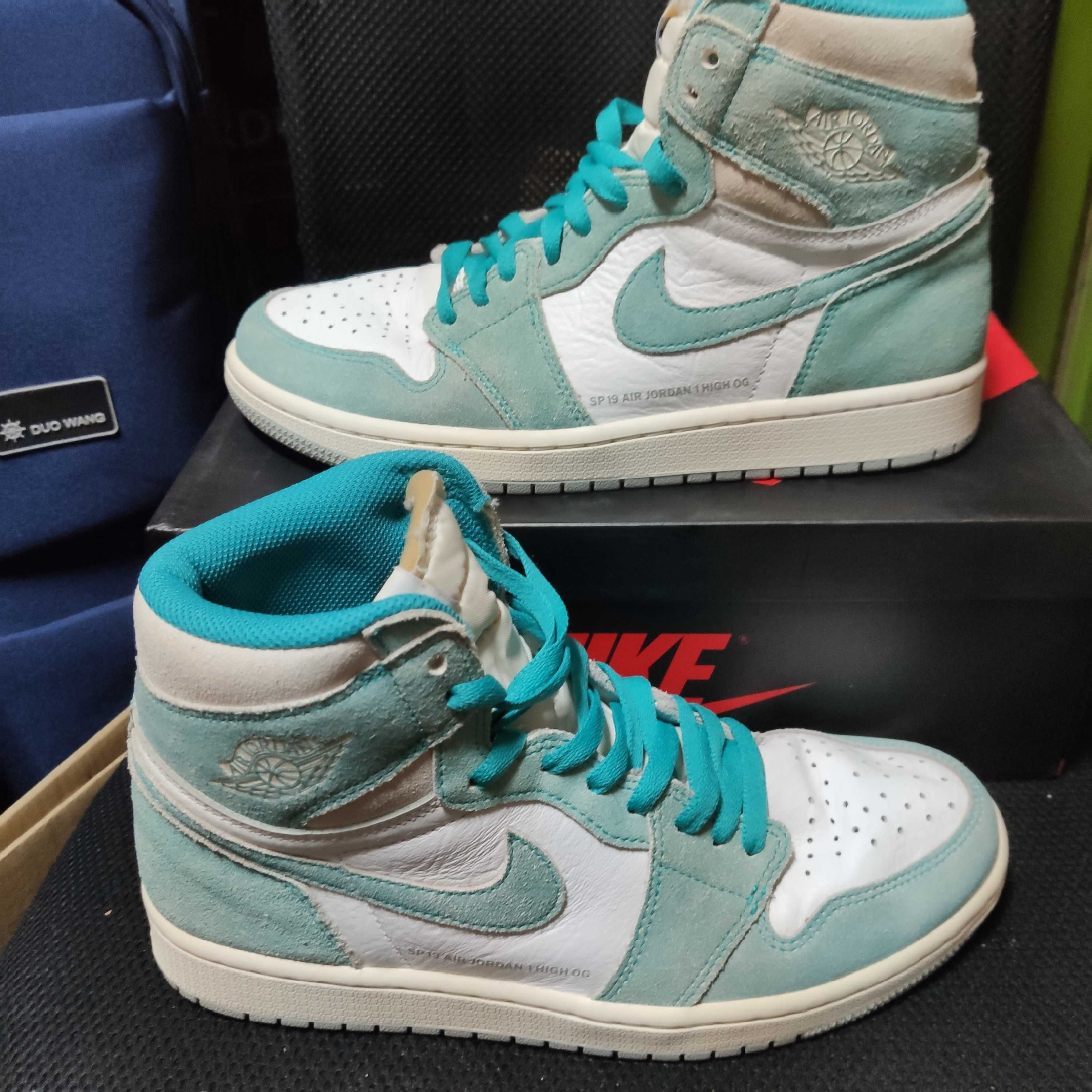 Nike Air Jordan 1 Retro High OG "Turbo Green"