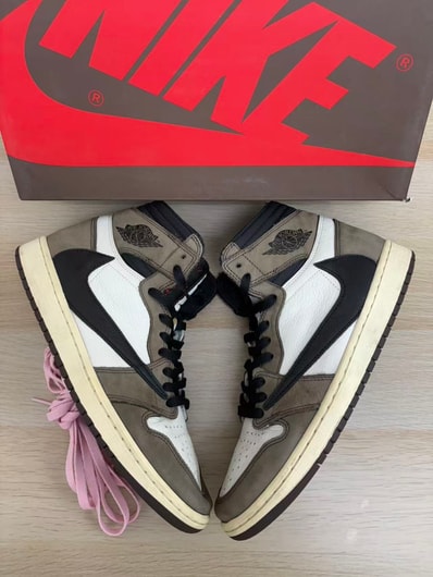 Travis Scott × Nike Air Jordan 1 Retro High OG TS SP "Sail/Dark Mocha"