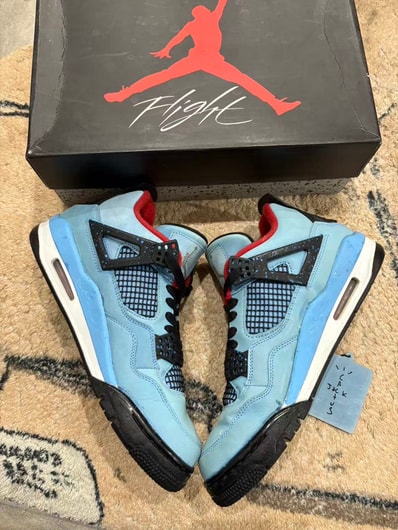 Travis Scott × Nike Air Jordan 4 Retro Cactus Jack "University Blue"