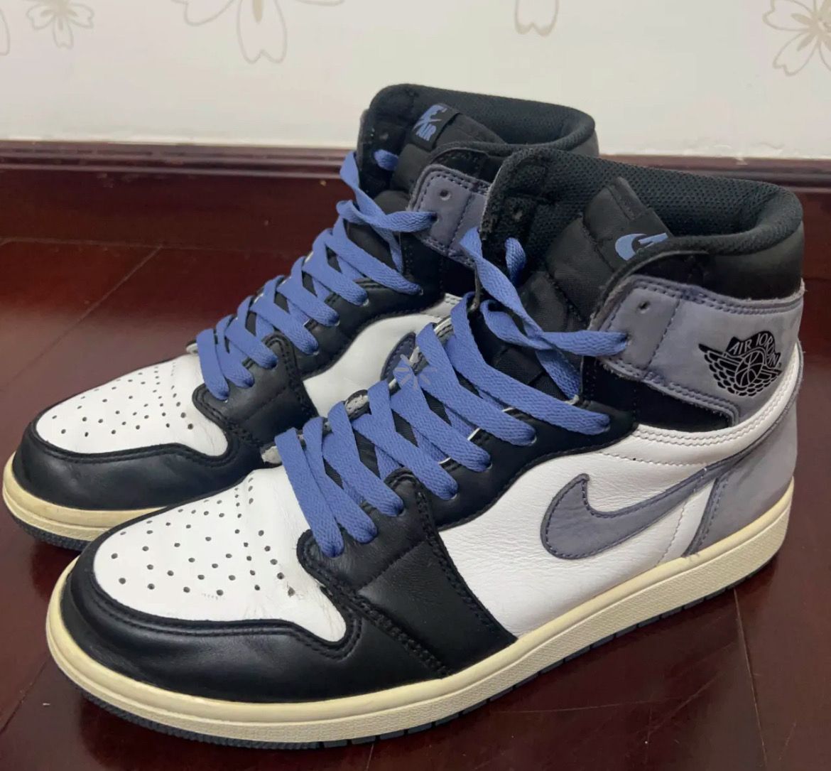 Nike Air Jordan 1 Retro High "Blue Moon"
