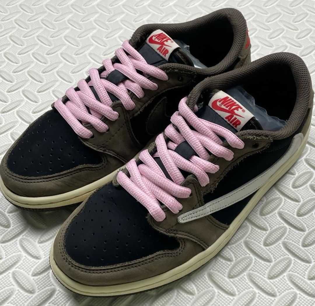 Travis Scott × Nike Air Jordan 1 Low OG SP-T  "Black/Dark Mocha"