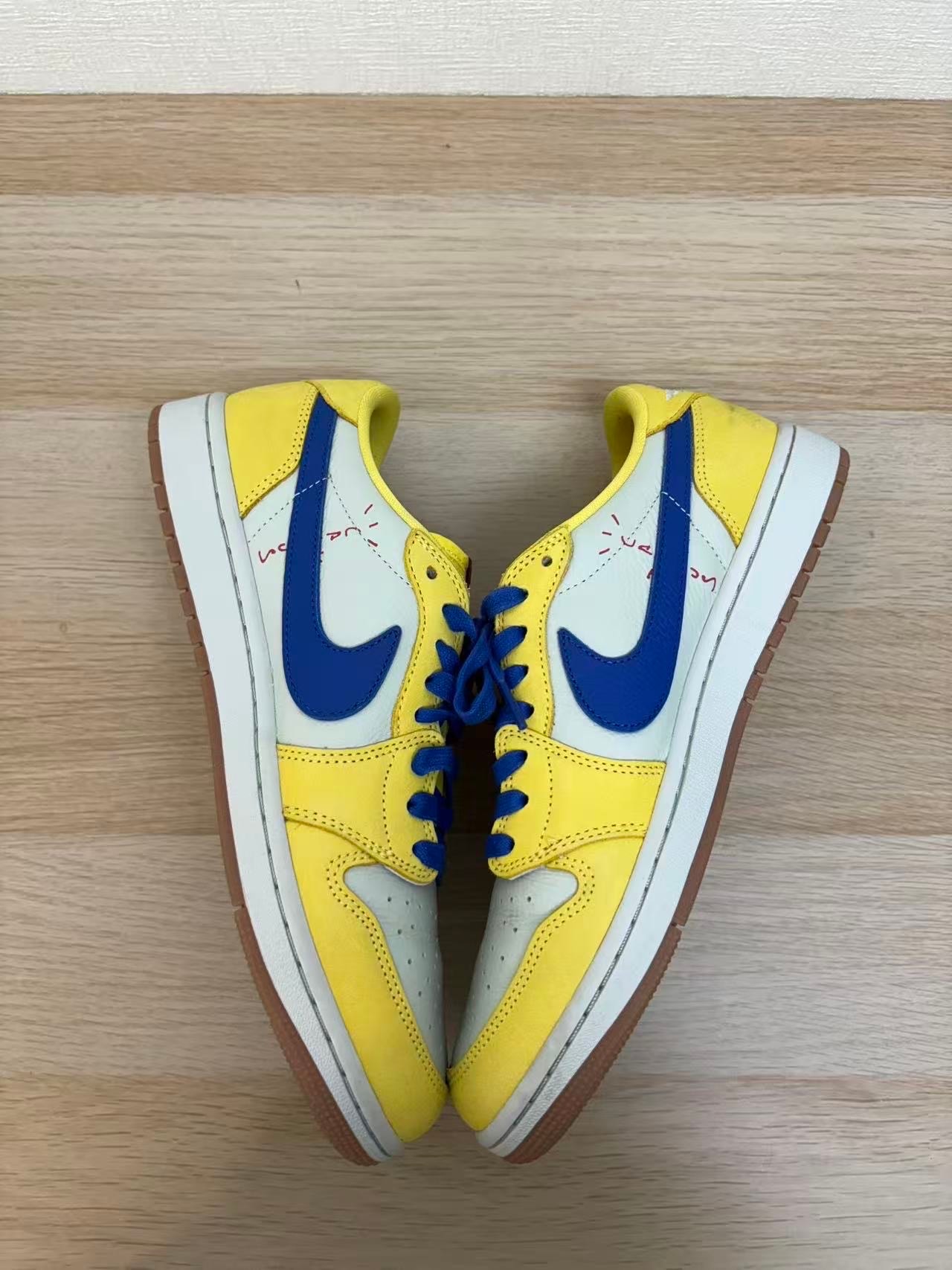 Travis Scott × Nike Women's Air Jordan 1 Retro Low OG "Canary"