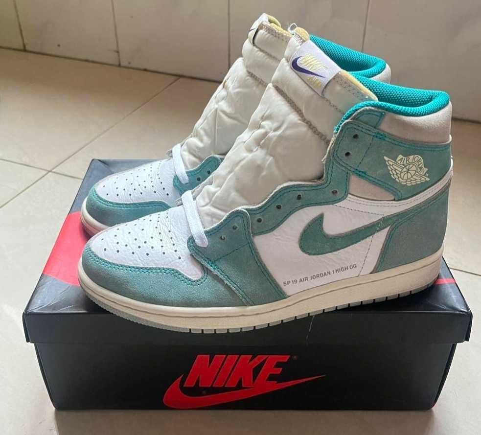 Nike Air Jordan 1 Retro High OG "Turbo Green"