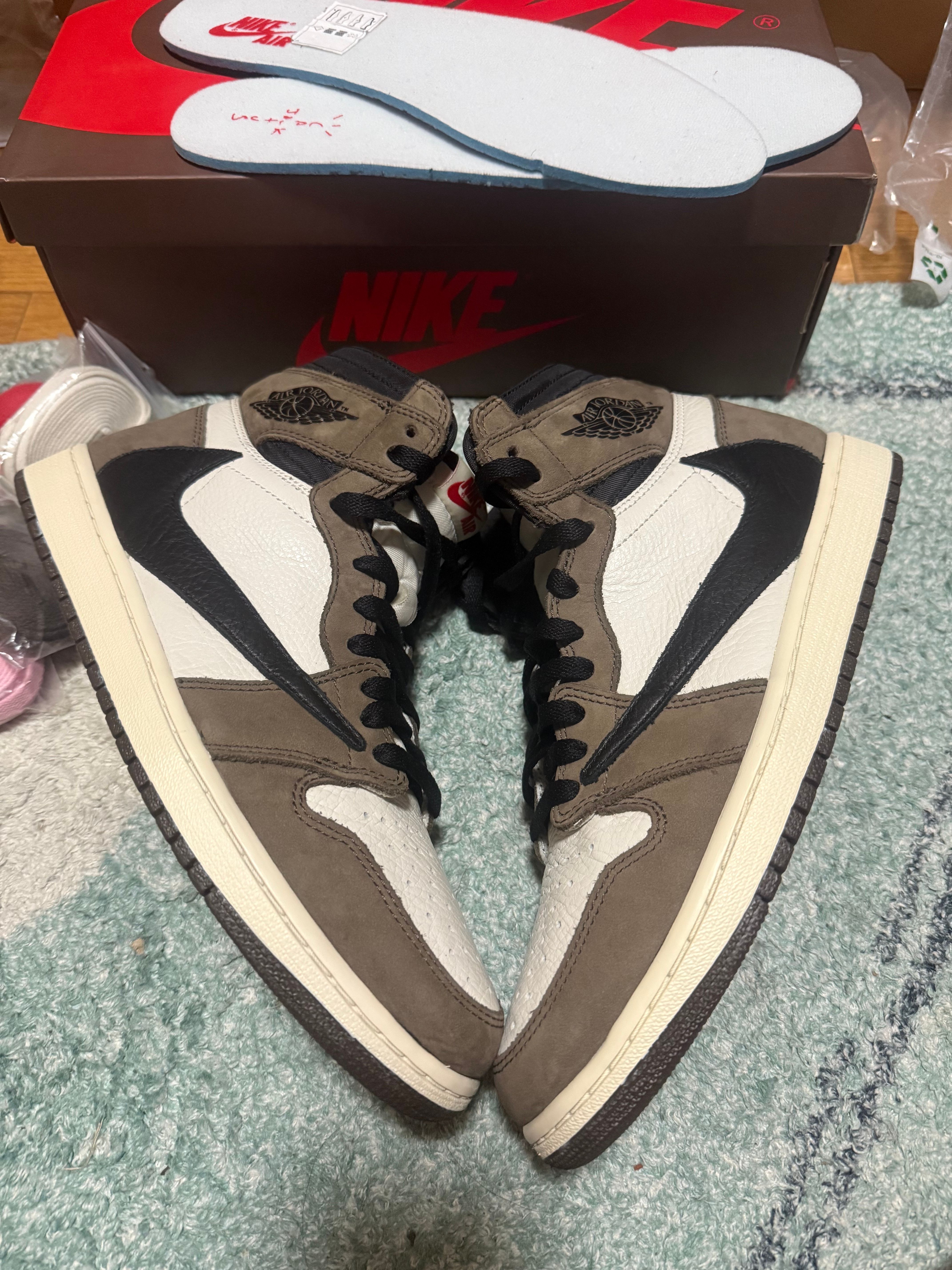 Travis Scott × Nike Air Jordan 1 Retro High OG TS SP "Sail/Dark Mocha"
