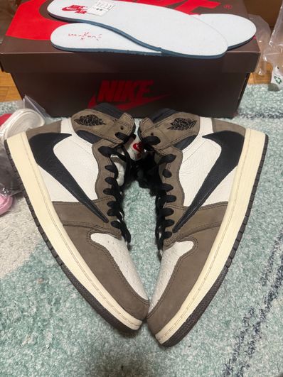 Travis Scott × Nike Air Jordan 1 Retro High OG TS SP "Sail/Dark Mocha"