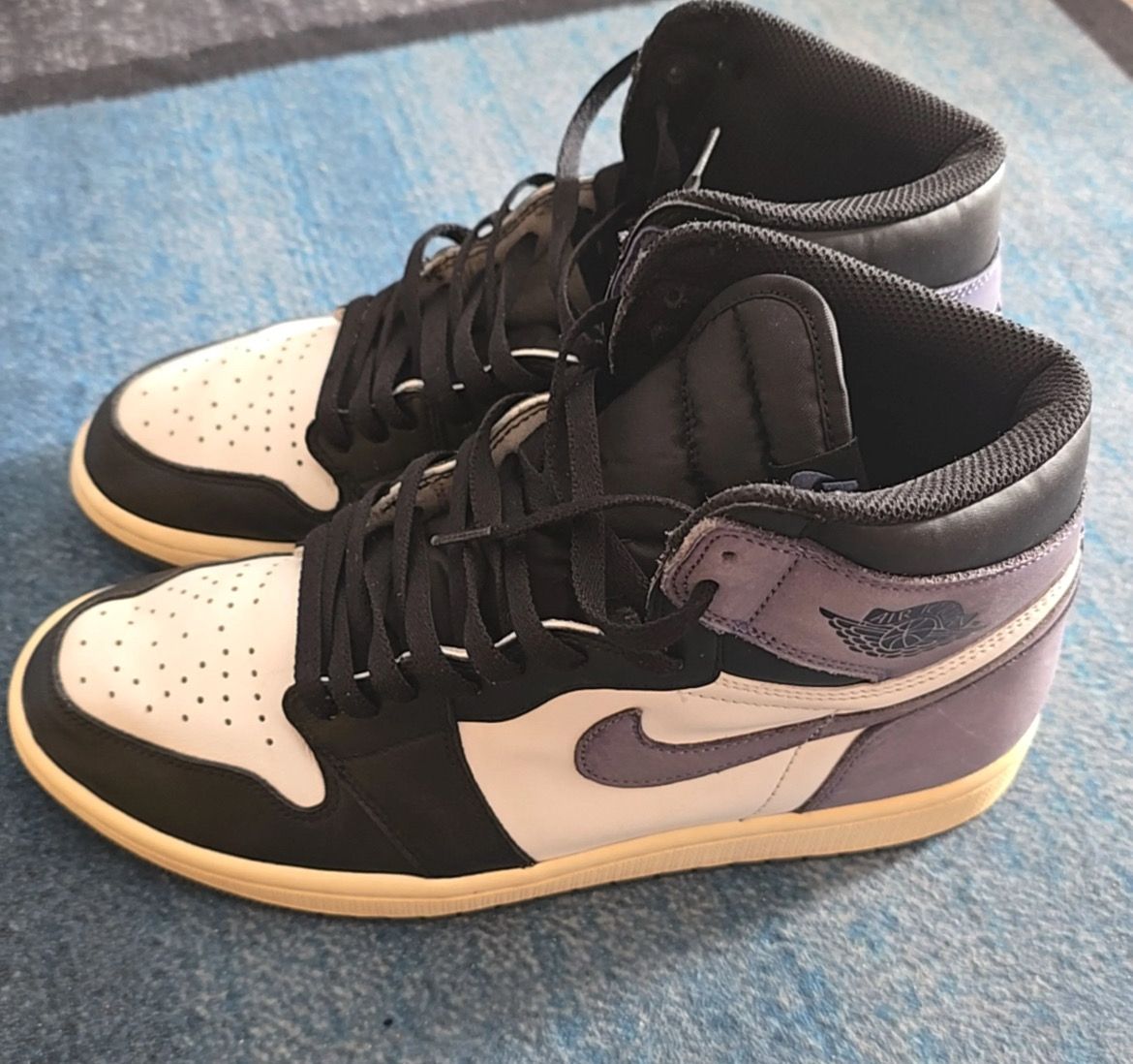 Nike Air Jordan 1 Retro High "Blue Moon"