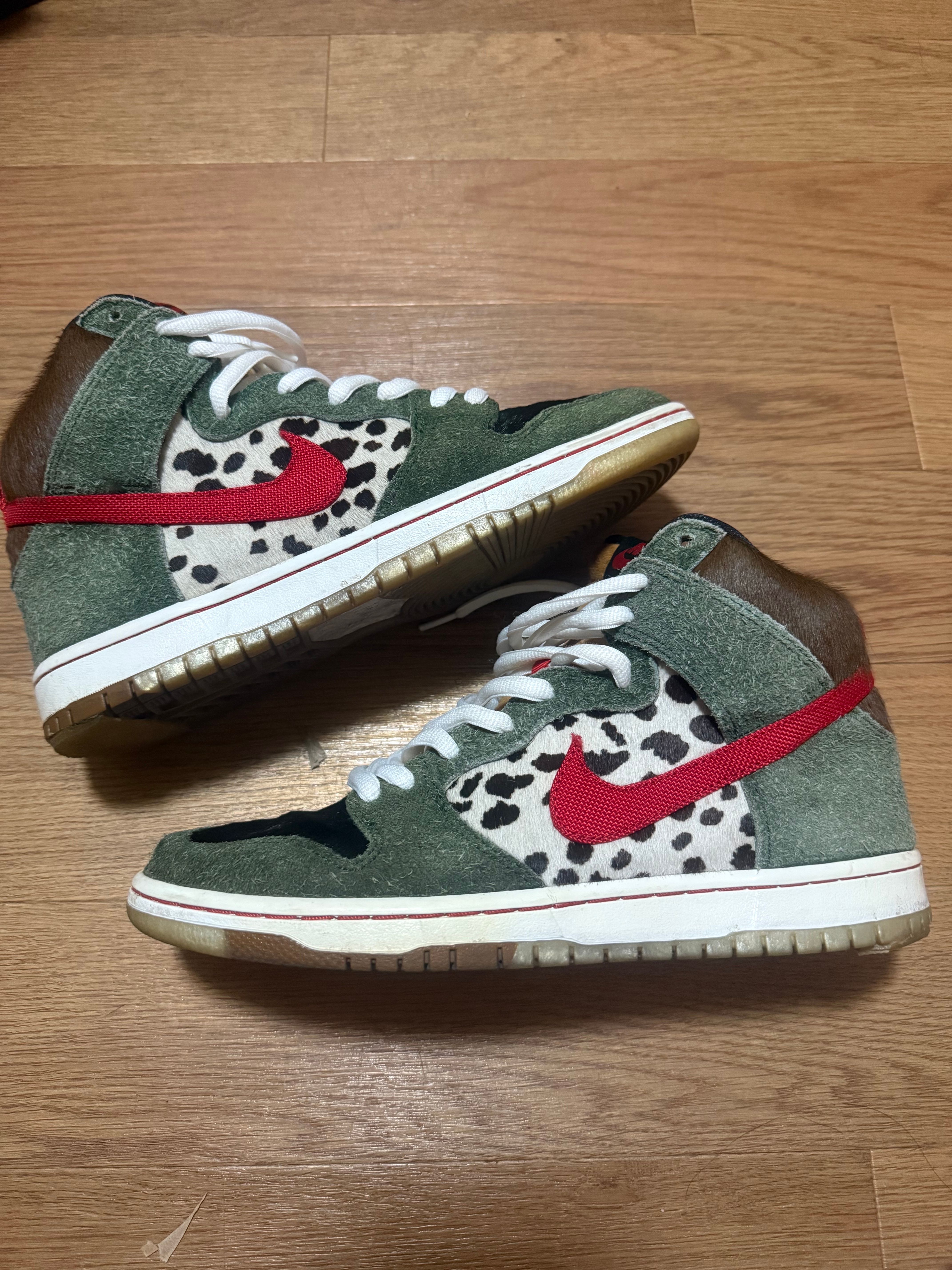 Nike SB Dunk High Pro QS "Dog Walker"