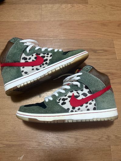 Nike SB Dunk High Pro QS "Dog Walker"