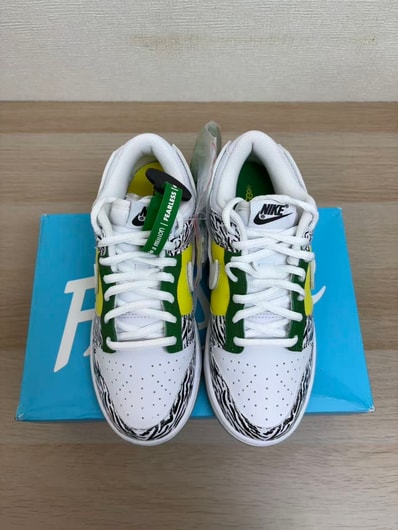 Nike Dunk Low Doernbecher Zoe "White/Black-Green-Yellow"