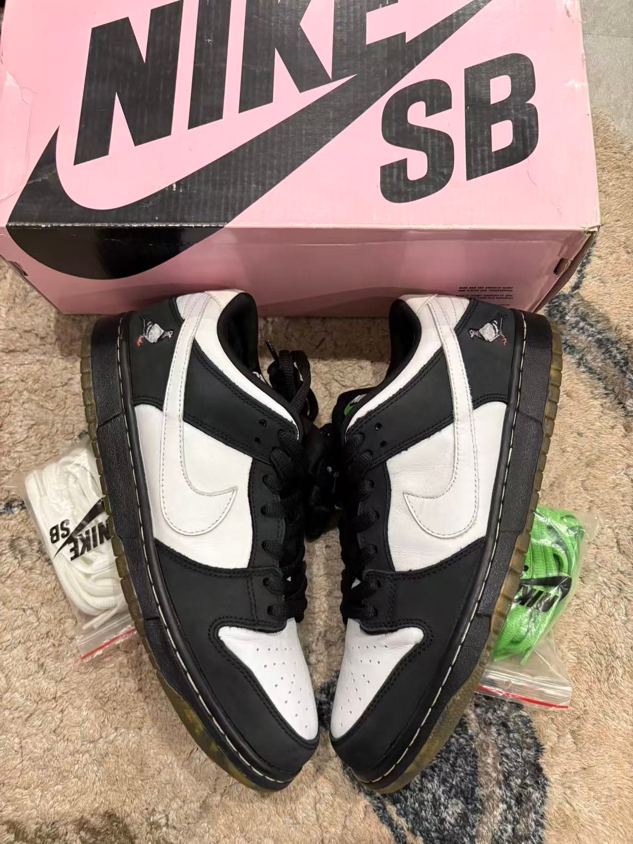 STAPLE × Nike SB Dunk Low "Pigeon Black/White"