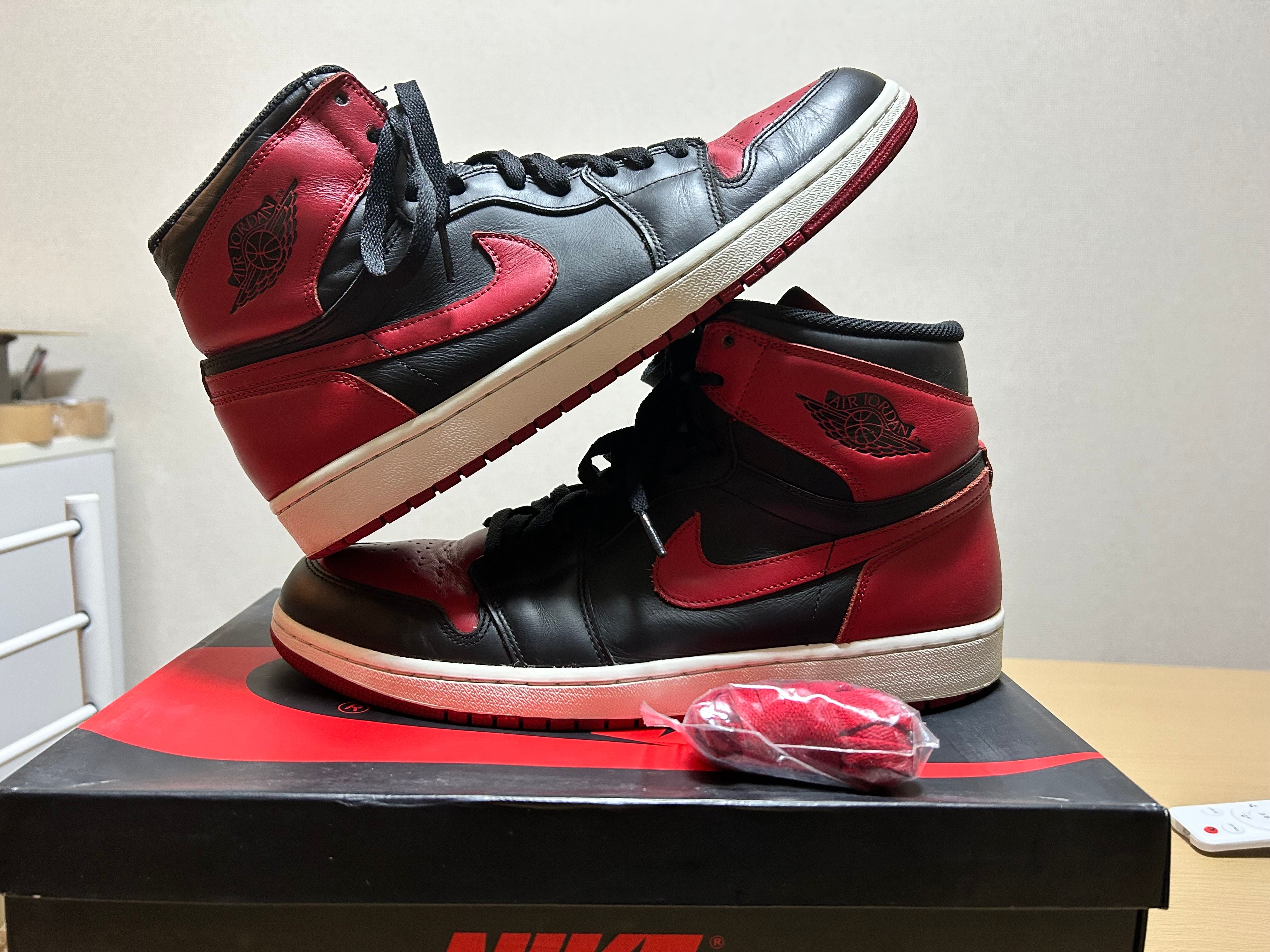 Nike Air Jordan 1 Retro High OG "Bred" (2013)