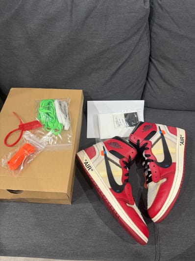 Off-White × Nike Air Jordan 1 Retro High The Ten "Chicago"