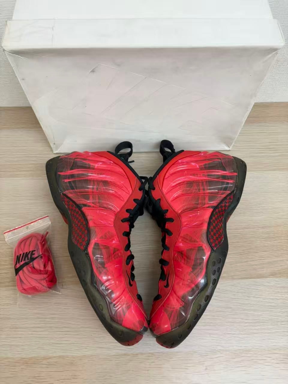 Nike Air Foamposite One "Doernbecher"
