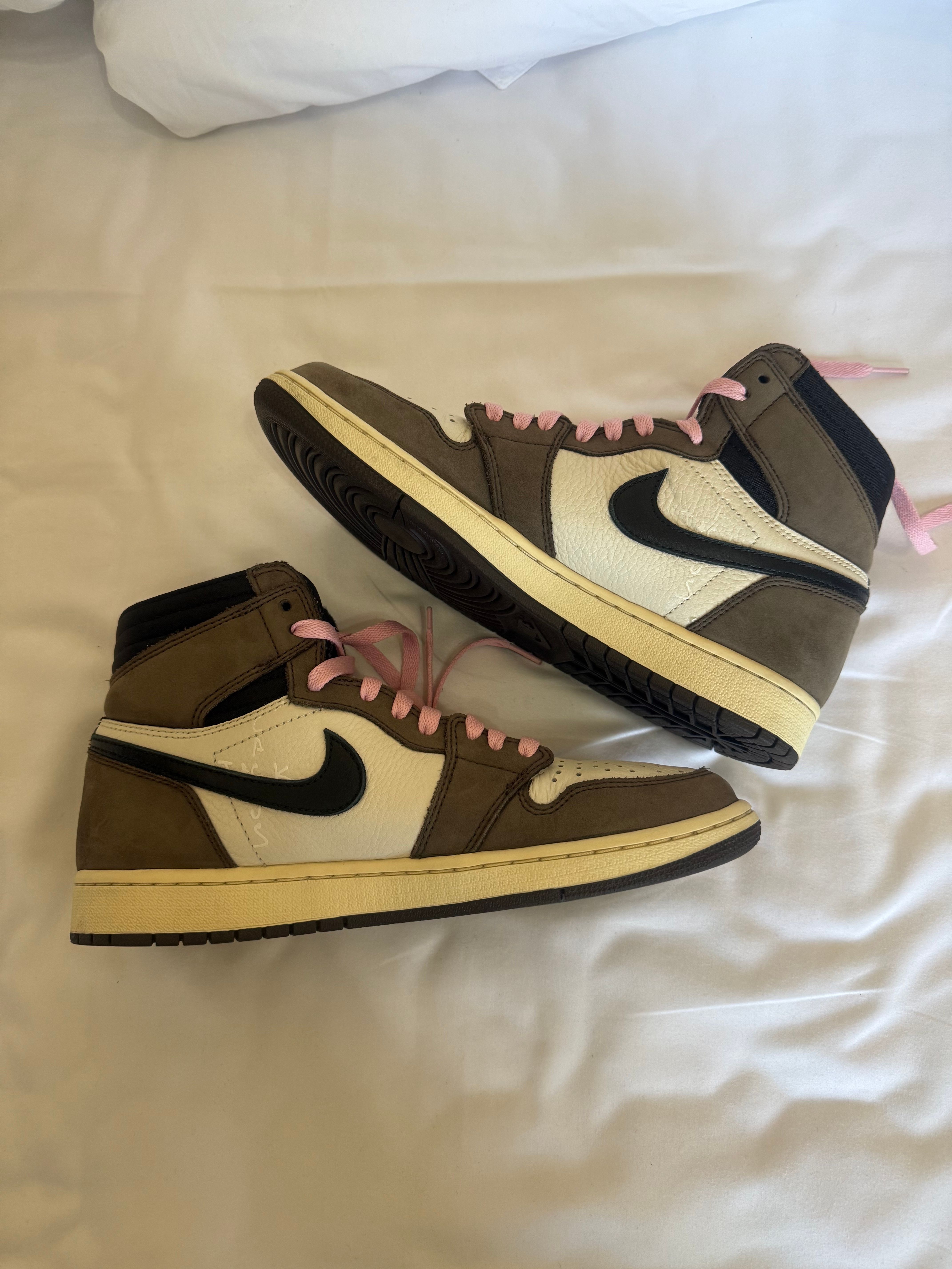 Travis Scott × Nike Air Jordan 1 Retro High OG TS SP "Sail/Dark Mocha"