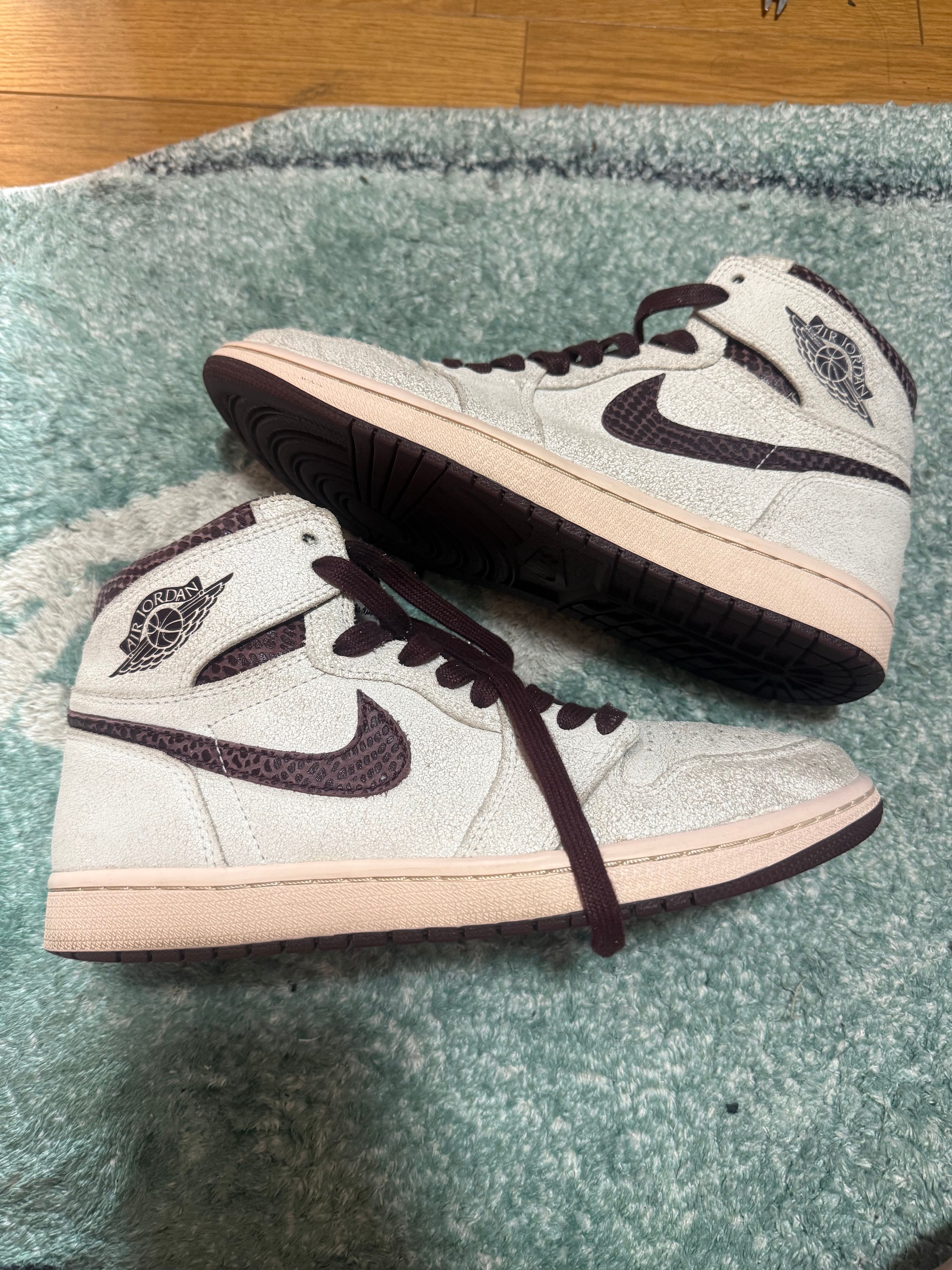 A Ma Maniere × Nike Air Jordan 1 Retro High OG "Sail and Burgundy"