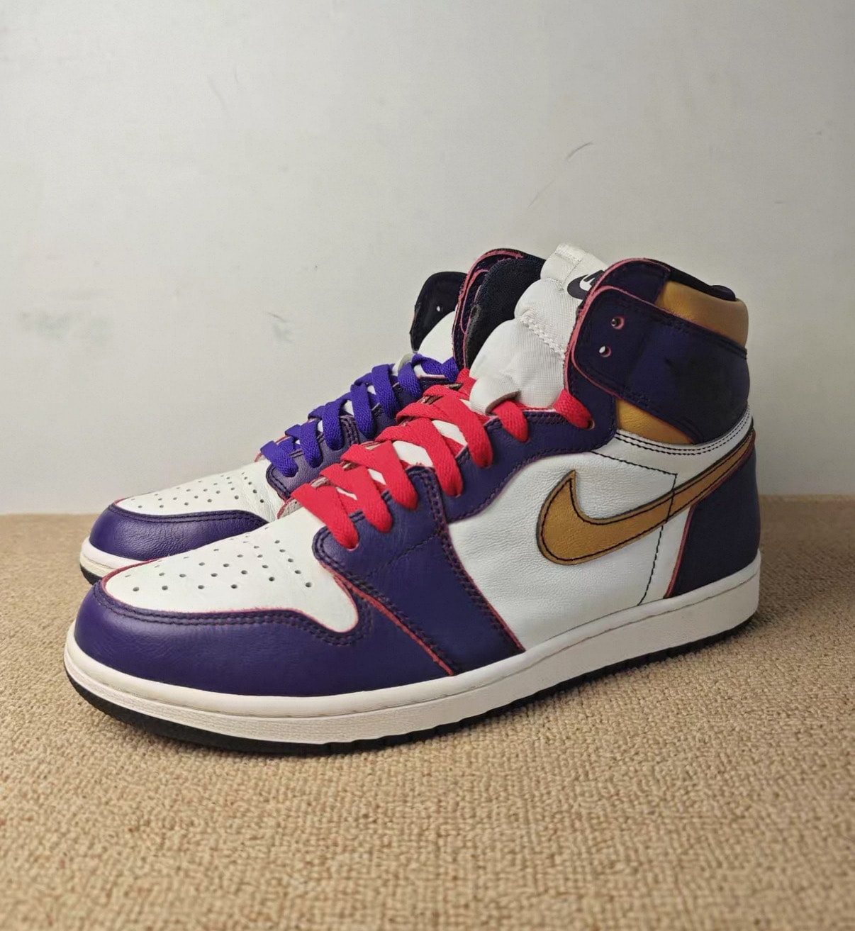 Nike SB × Air Jordan 1 Retro High "La To Chicago"  