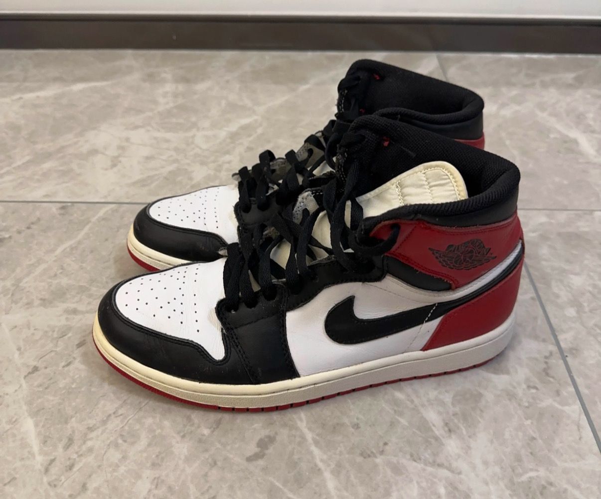 Nike Air Jordan 1 Retro High OG "Black Toe" (2013)