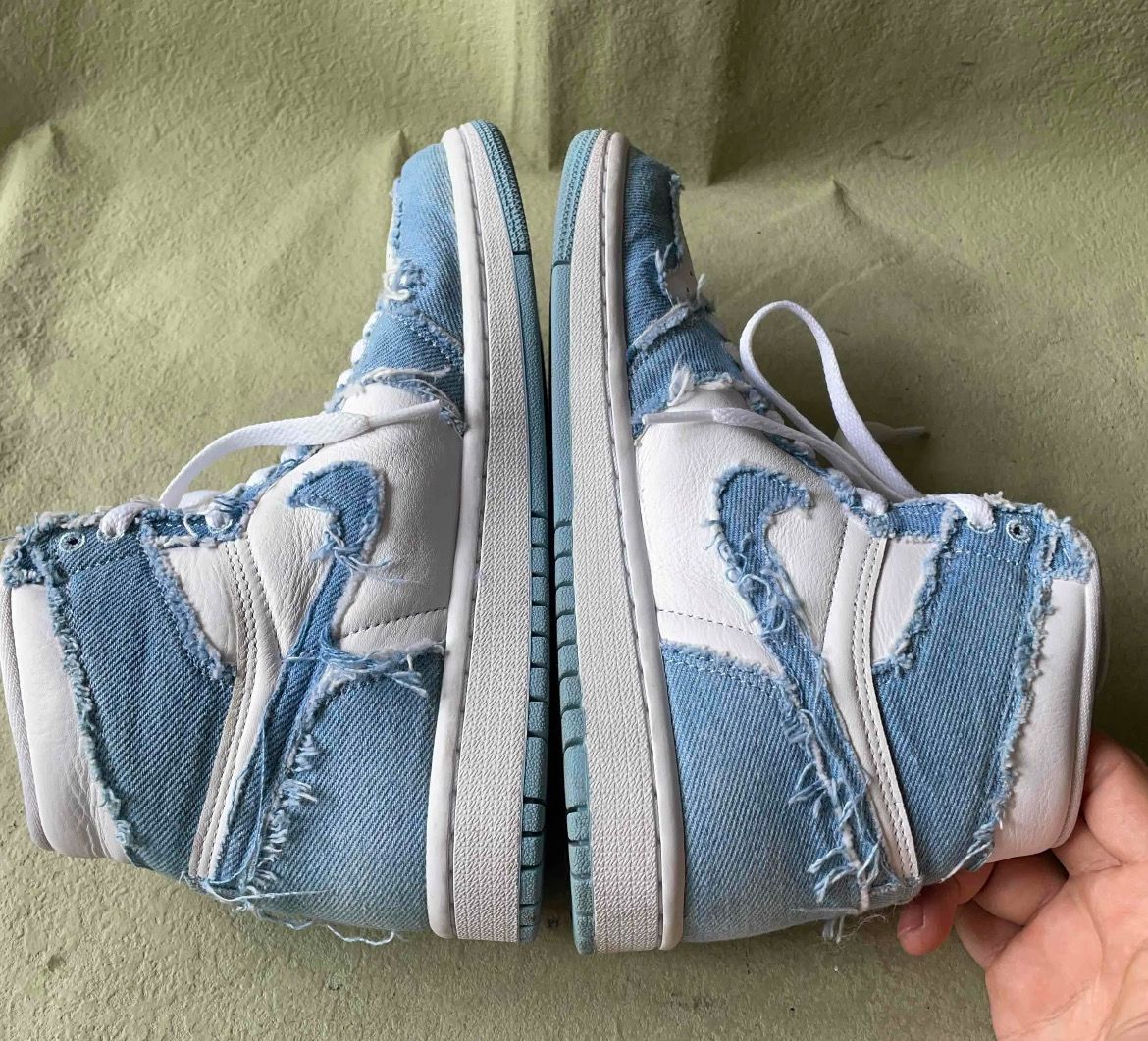 Nike Women's Air Jordan 1 High OG "Denim"