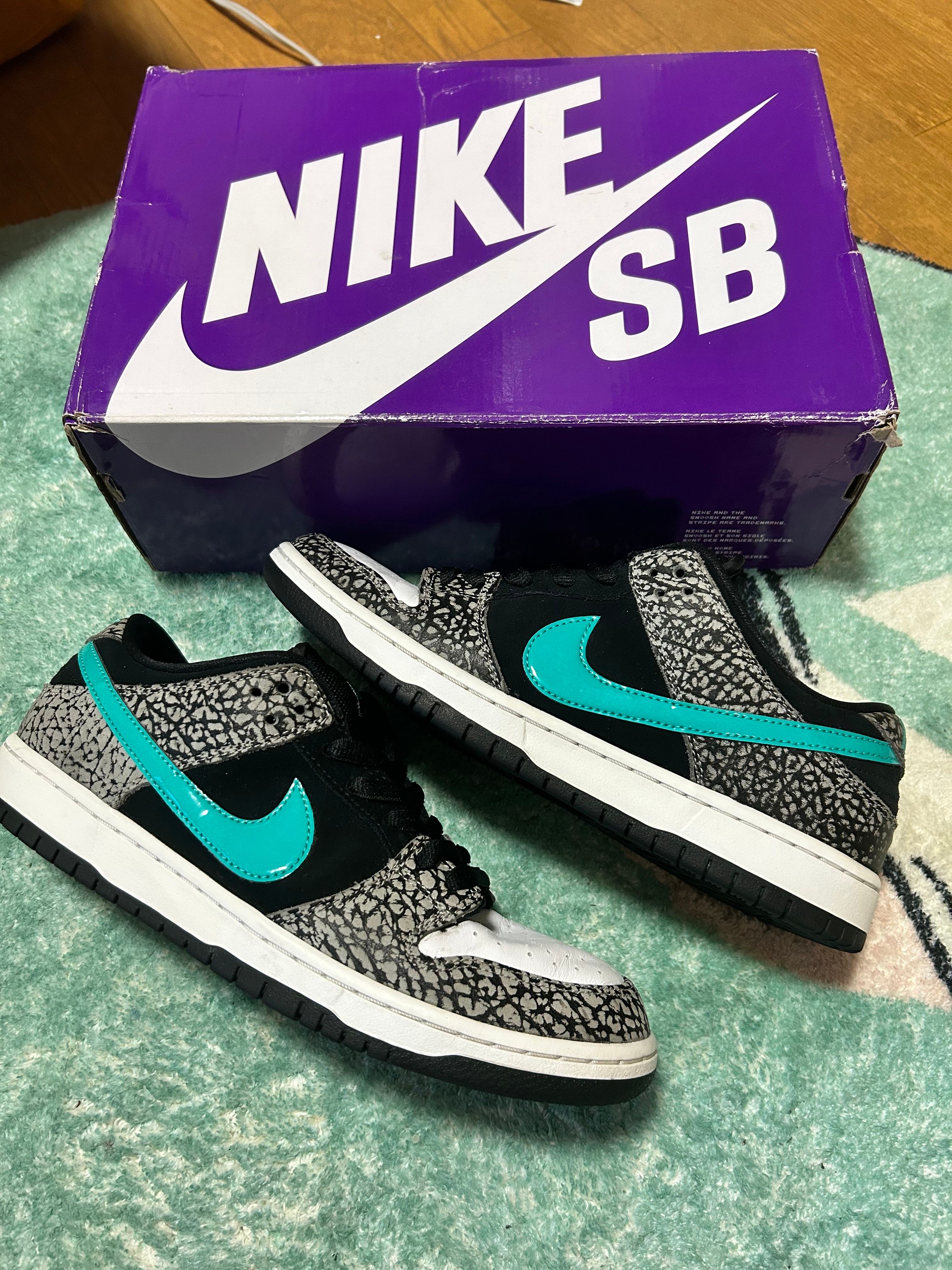 Nike SB Dunk Low "Elephant/Safari"