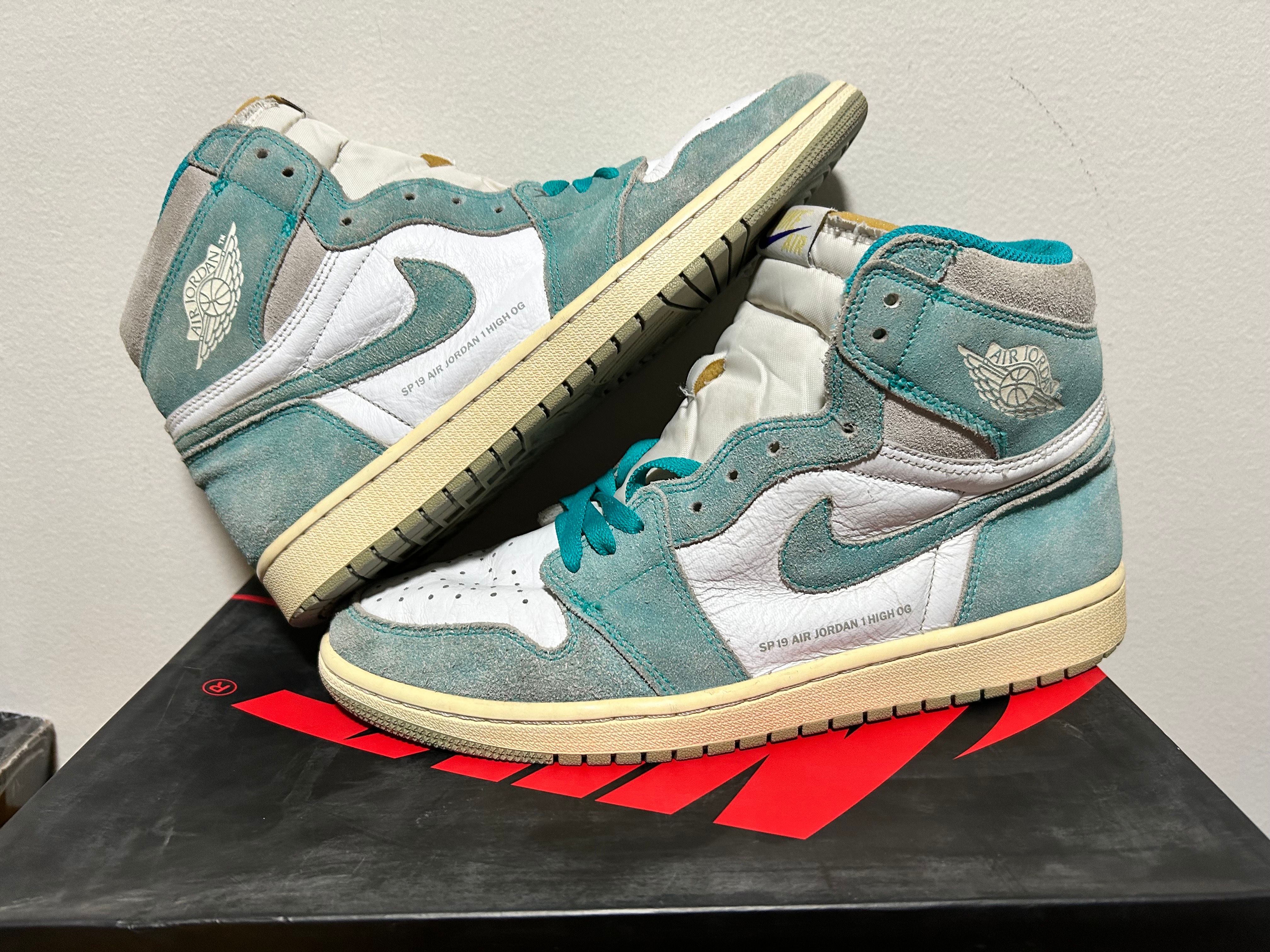 Nike Air Jordan 1 Retro High OG "Turbo Green"