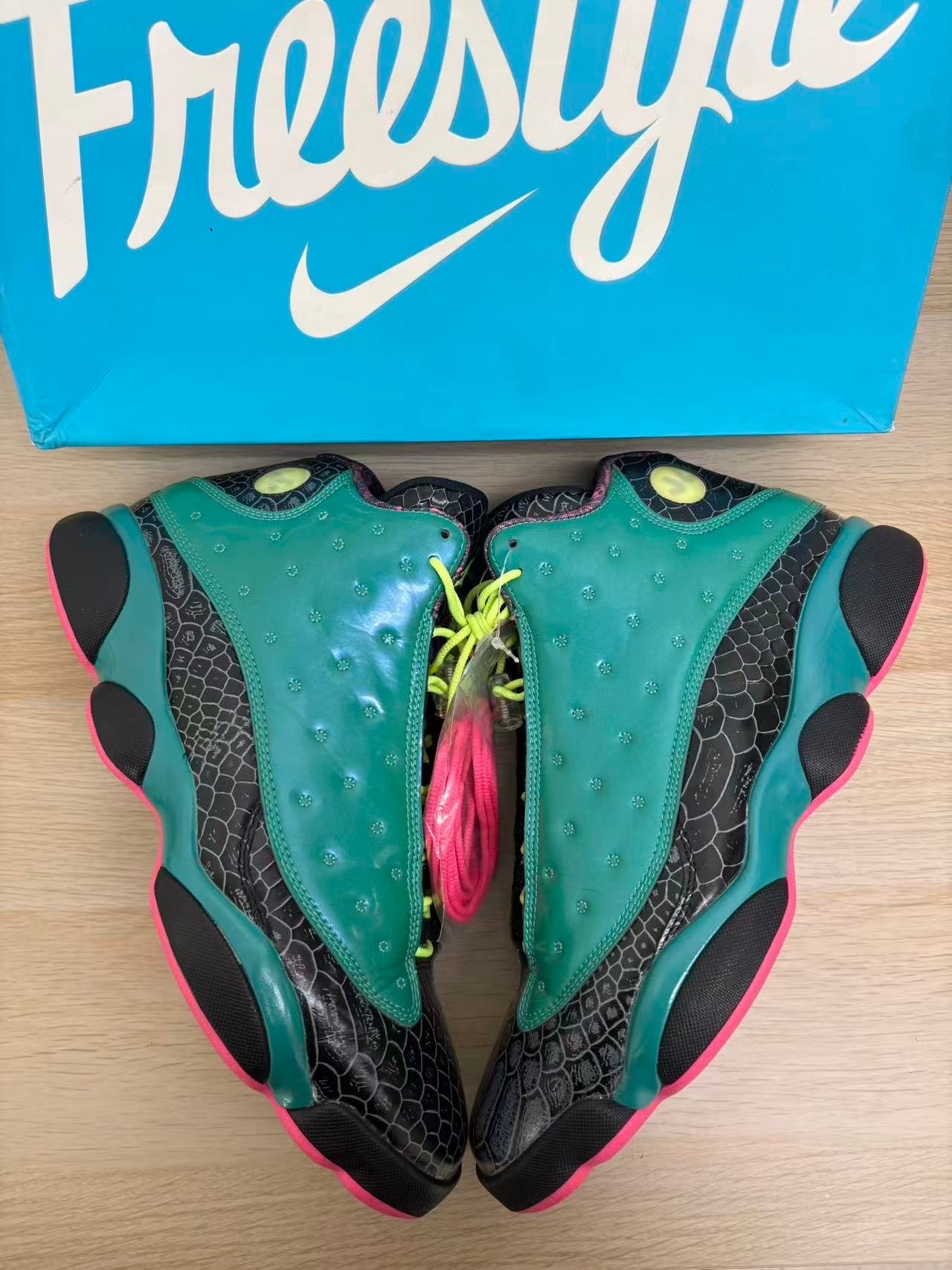 Nike Air Jordan 13 Retro "Doernbecher"