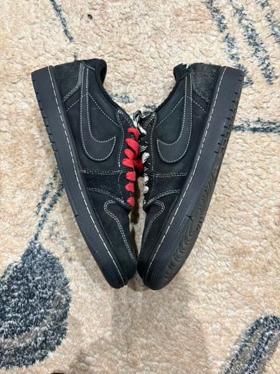 Travis Scott × Nike Air Jordan 1 Low OG SP "Black Phantom"