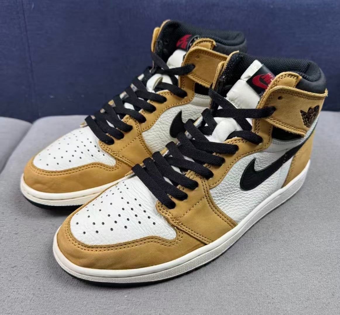 ナイキ エアジョーダン1 レトロ ハイ OG "ルーキー オブ ザ イヤー"
