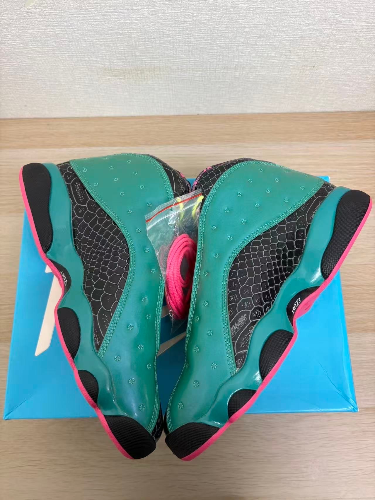 Nike Air Jordan 13 Retro "Doernbecher"