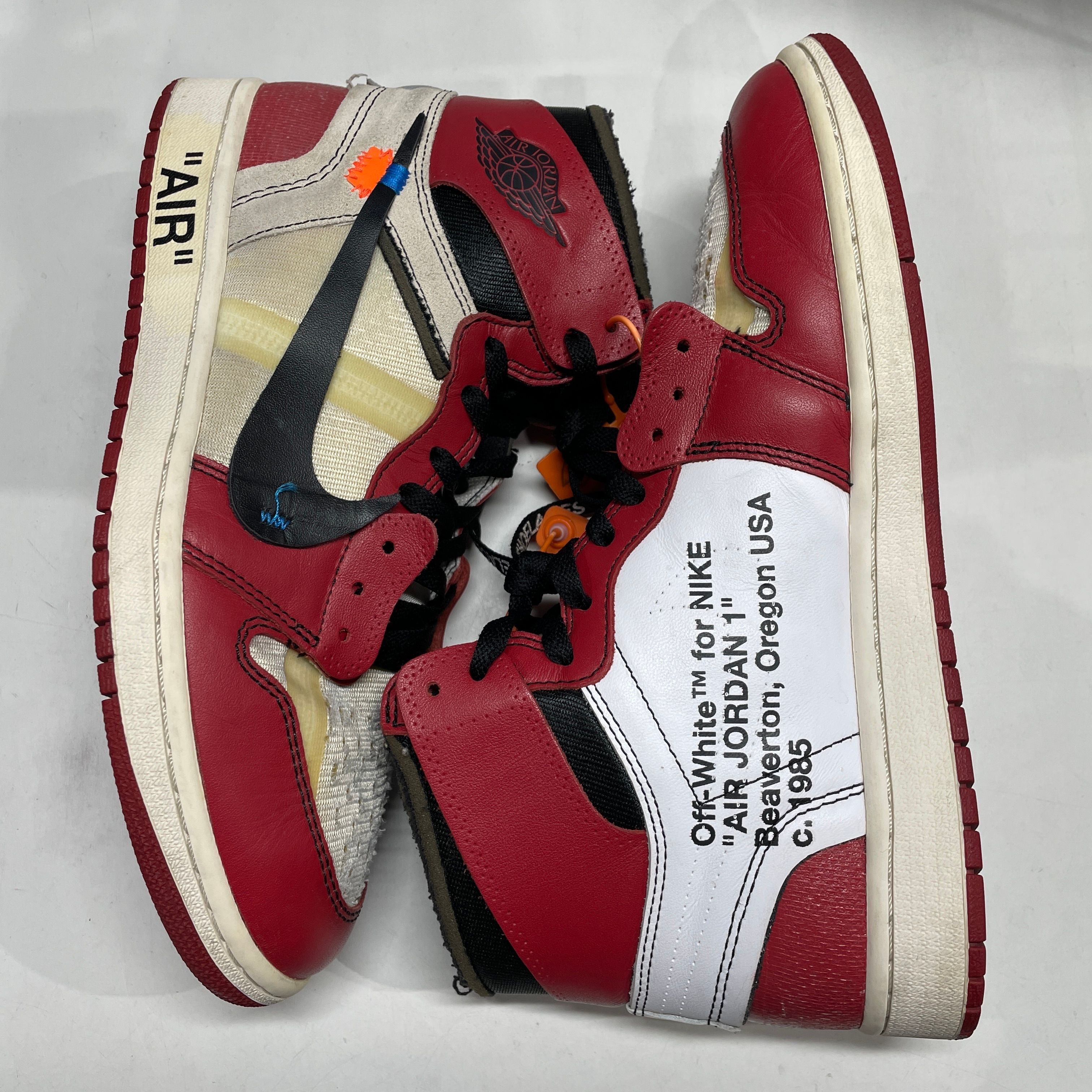 Off-White × Nike Air Jordan 1 Retro High The Ten "Chicago"